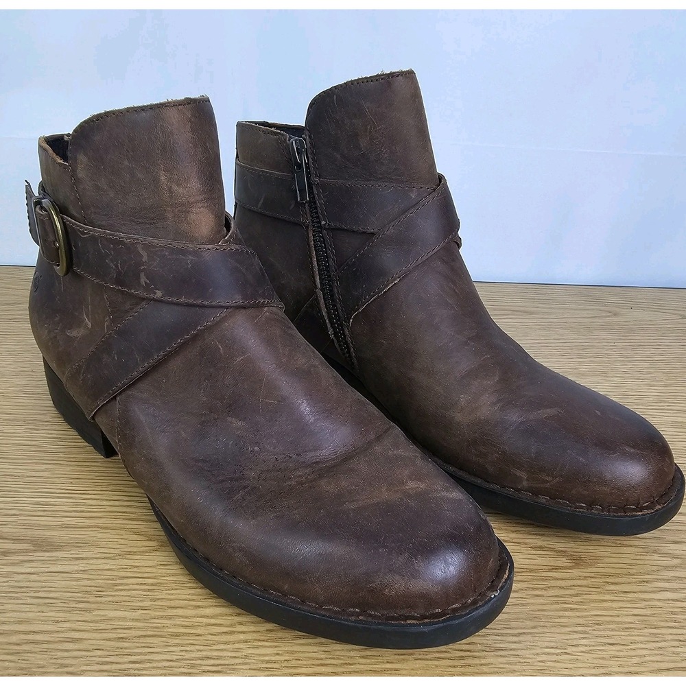 Born Trinculo Brown Distressed Leather Side-Zip‎  Ankle Boots Women's Size 8.5